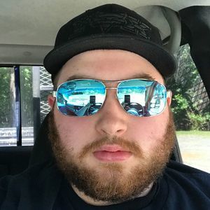 Meet your Posher, Travis